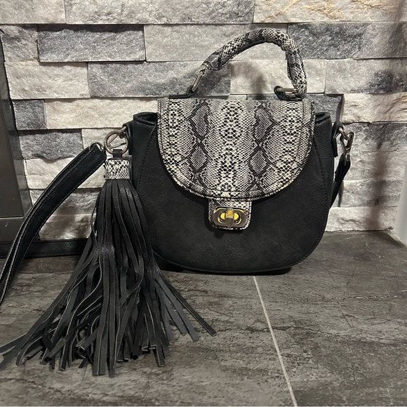 Icing Handbags - Black and Snake Print Women's Bag